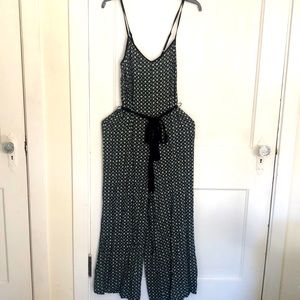 Forever 21 Contemporary Romper